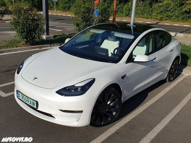 Alb Utilizat 2022 Tesla Model 3 Performance Berlinǎ | 40.999 EUR (Scump) - Imagine 1/4