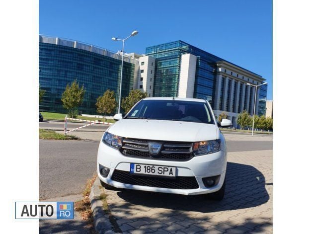 Second-hand Dacia Logan 75 CP (55 kW) 2015 Alb Berlinǎ