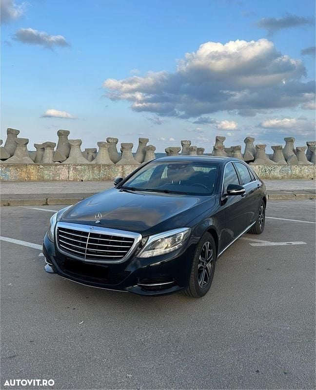 Second-hand Mercedes S350 258 CP (189 kW) 2015 Culoarenegru Berlinǎ