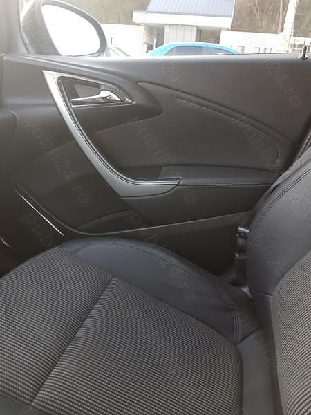 Second-hand Opel Astra 125 CP (91 kW) 2011 Negru Break