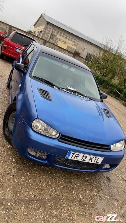 Utilizat 2002 VW Golf IV Hatchback | 950 EUR (Preț bun) - Imagine 1/4