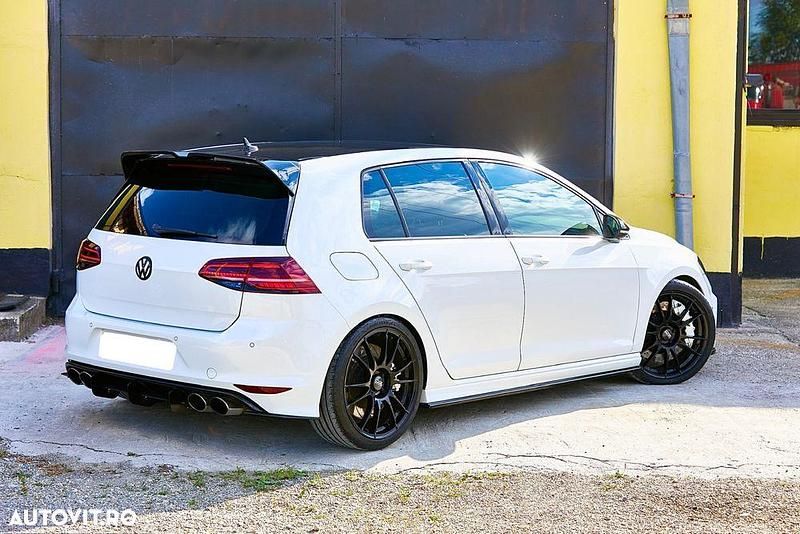 Culoarealb Utilizat 2014 VW Golf VII R Hatchback | 23.000 EUR - Imagine 1/4