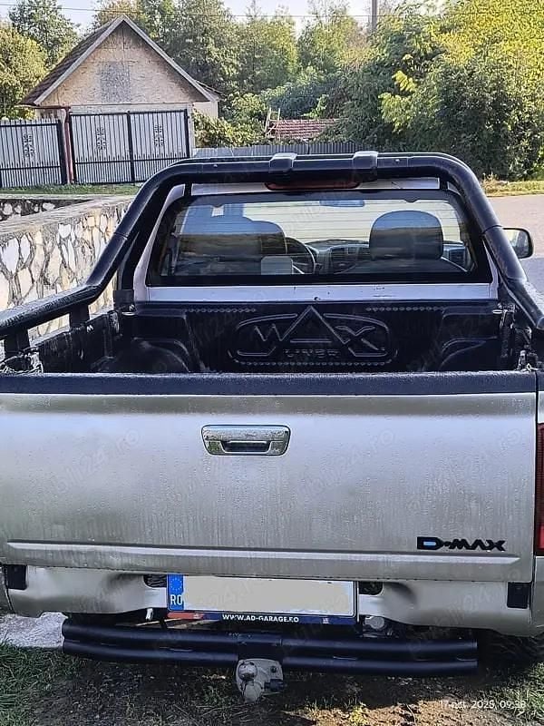 Second-hand Isuzu D-Max 131 CP (96 kW) 2005