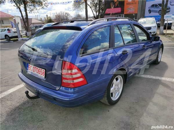 Second-hand Mercedes C220 143 CP (105 kW) 2003 Albastru Break