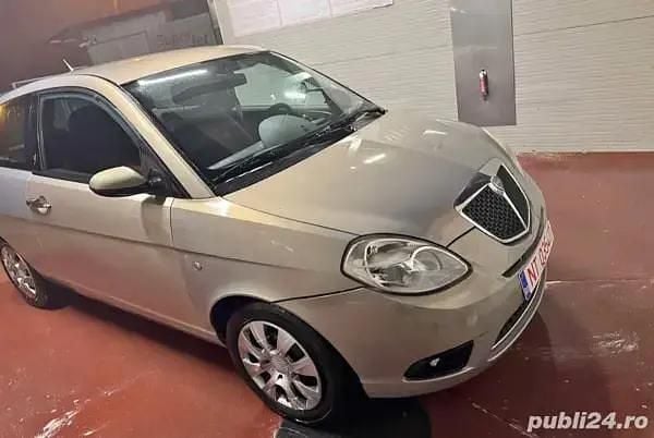Utilizat 2008 Lancia Ypsilon Hatchback | 1.500 EUR - Imagine 1/4