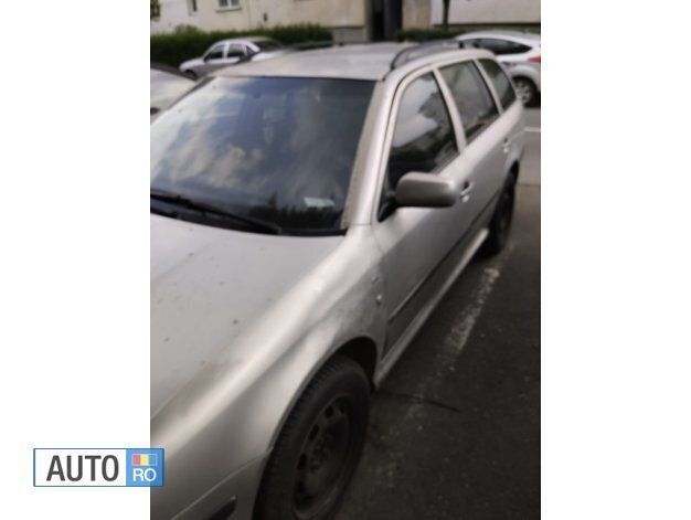 Gri Utilizat 2002 Skoda Octavia Break | 650 EUR (Preț bun) - Imagine 1/1