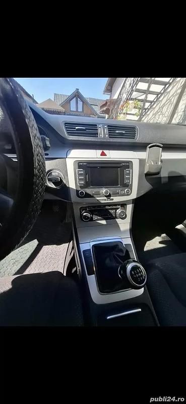 Utilizat 2010 VW Passat Break | 3.000 EUR (Preț bun) - Imagine 1/4
