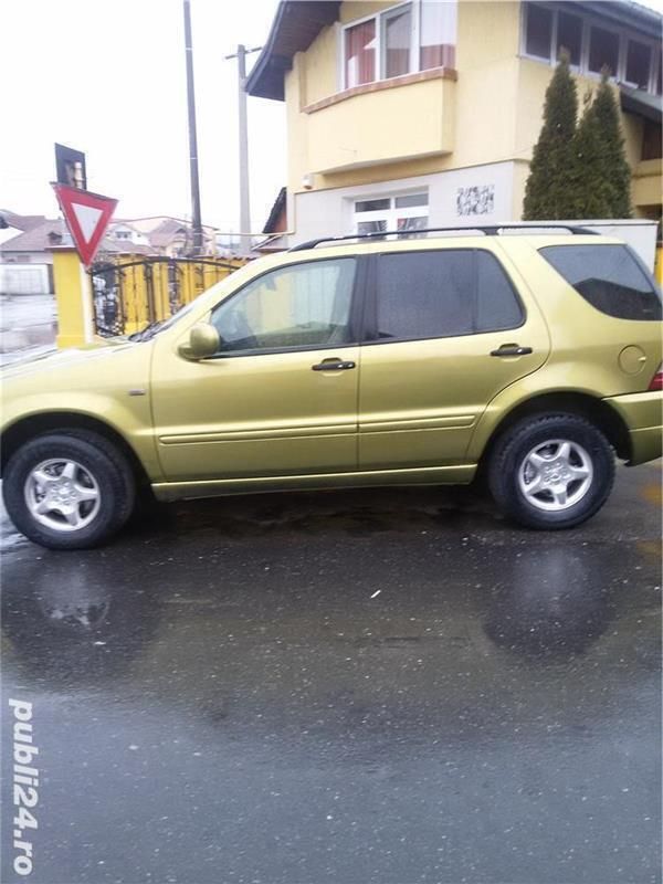 Utilizat 2002 Mercedes ML320 SUV | 2.500 EUR - Imagine 1/4