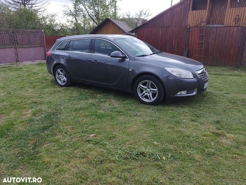 Culoaregri Utilizat 2012 Opel Insignia Break | 3.650 EUR (Preț OK) - Imagine 1/4