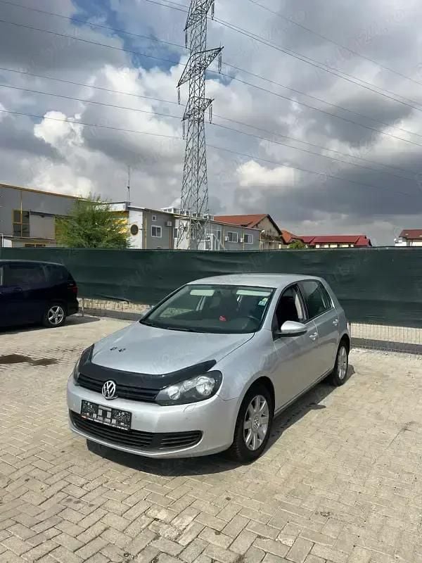Utilizat 2010 VW Golf VI Hatchback | 4.500 EUR (Preț OK) - Imagine 1/4