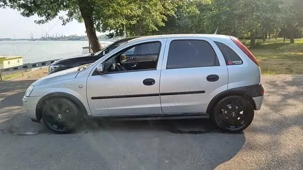 Utilizat 2003 Opel Corsa Hatchback | 1.300 EUR (Puțin scump) - Imagine 1/4