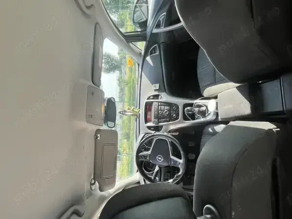 Utilizat 2010 Opel Astra Hatchback | 3.900 EUR (Preț OK) - Imagine 1/4