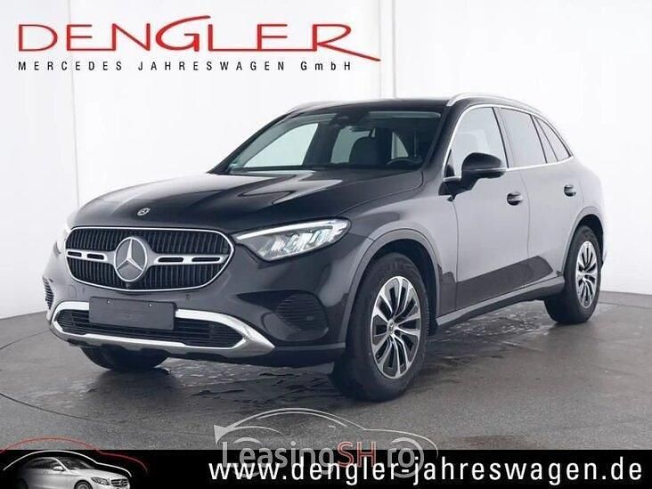 Negru Utilizat 2024 Mercedes 200 SUV | 55.054 EUR (Preț bun) - Imagine 1/4