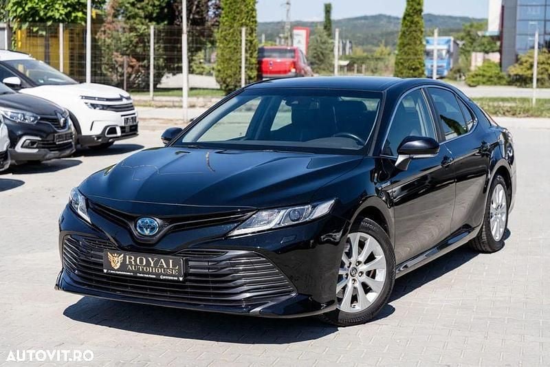 Culoarenegru Utilizat 2019 Toyota Camry Berlinǎ | 18.200 EUR (Preț OK) - Imagine 1/4