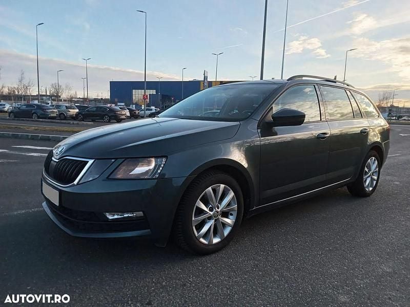 Culoaregri Utilizat 2020 Skoda Octavia Break | 11.850 EUR (Preț bun) - Imagine 1/4