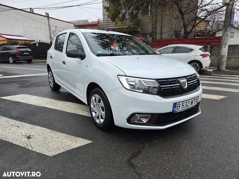 Second-hand Dacia Sandero Essentiel 73 CP (53 kW) 2018 Culoarealb Hatchback