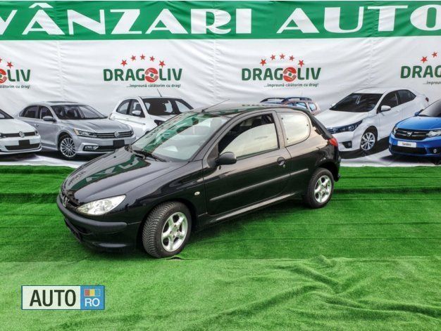 Negru Utilizat 2005 Peugeot 206 Hatchback | 1.199 EUR (Puțin scump) - Imagine 1/4