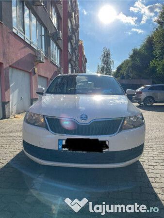 Alb Utilizat 2017 Skoda Rapid Berlinǎ | 6.900 EUR (Preț bun) - Imagine 1/4