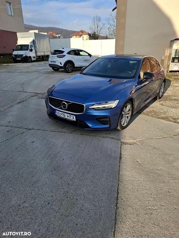 Second-hand Volvo S60 R-Design 190 CP (139 kW) 2019 Culoarealbastru Berlinǎ
