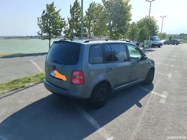 Second-hand VW Touran 101 CP (74 kW) 2004 Monovolum