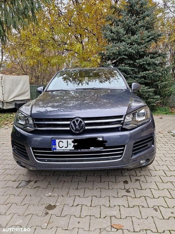 Culoarealbastru Utilizat 2012 VW Touareg SUV | 9.150 EUR (Super Preț) - Imagine 1/4