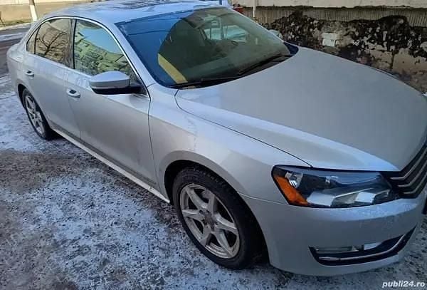 Second-hand VW Passat 177 CP (130 kW) 2014 Argintiu Coupe