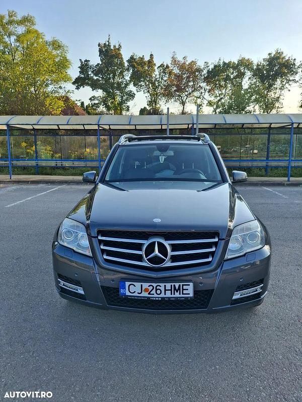 Culoaregri Utilizat 2010 Mercedes GLK250 SUV | 9.000 EUR (Preț OK) - Imagine 1/4