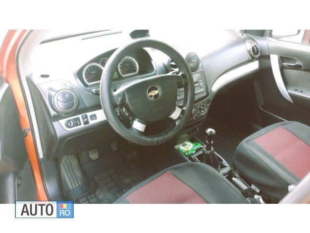 Second-hand Chevrolet Aveo 94 CP (69 kW) 2007 Auriu Berlinǎ