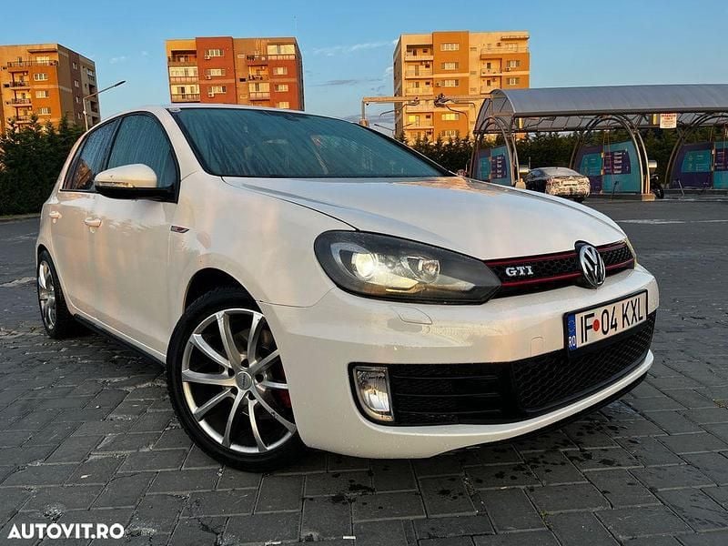 Culoarealb Utilizat 2011 VW Golf VI GTI Hatchback | 8.900 EUR (Preț OK) - Imagine 1/4