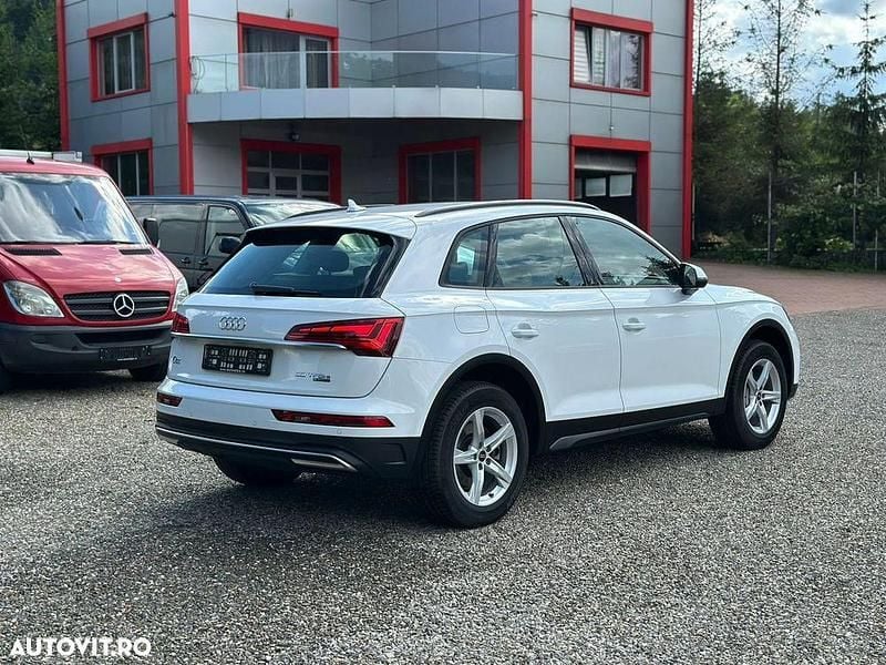 Culoarealb Utilizat 2022 Audi Q5 SUV | 37.950 EUR (Preț OK) - Imagine 1/4