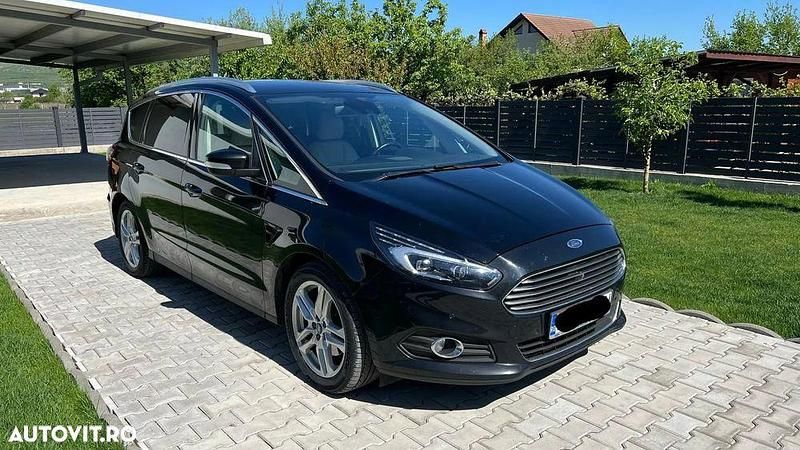Culoarenegru Utilizat 2017 Ford S-MAX Titanium Monovolum | 9.990 EUR (Preț OK) - Imagine 1/4