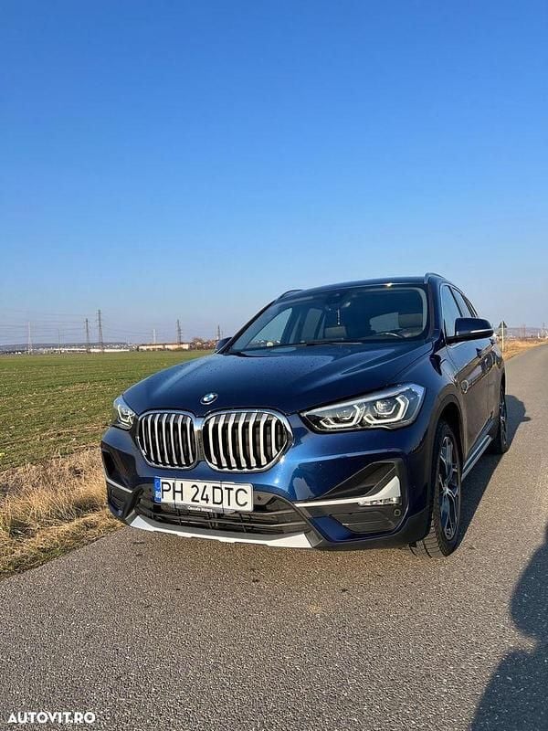 Culoarealbastru Utilizat 2020 BMW X1 xLine SUV | 19.990 EUR (Preț bun) - Imagine 1/4