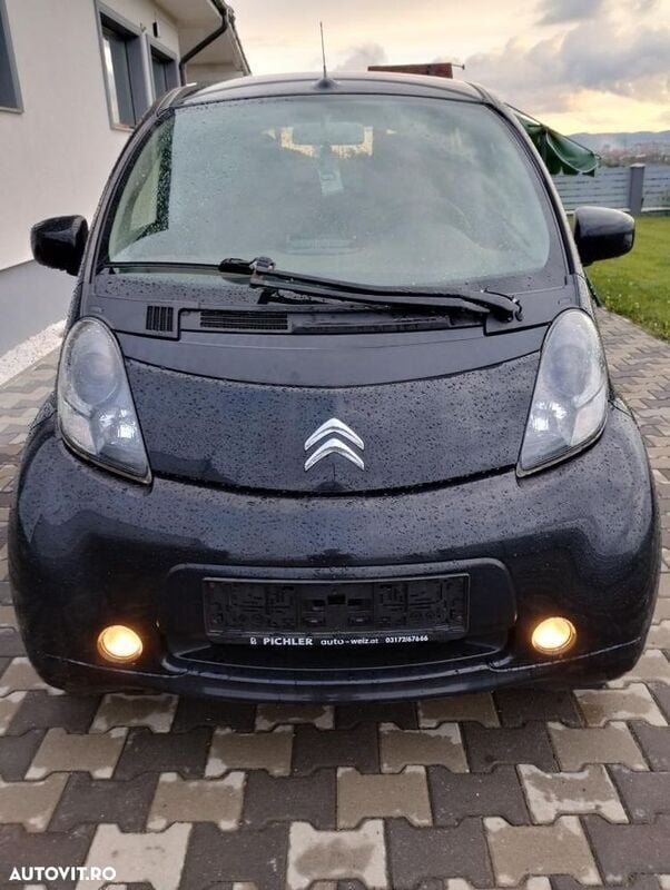 Negru Utilizat 2011 Citroën C-zero Tendance Hatchback | 3.550 EUR - Imagine 1/4