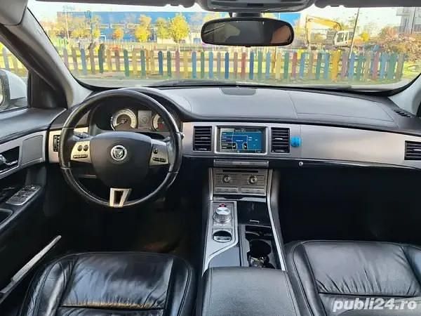 Second-hand 2011 Jaguar XF Berlinǎ | 5.500 EUR - Imagine 1/4