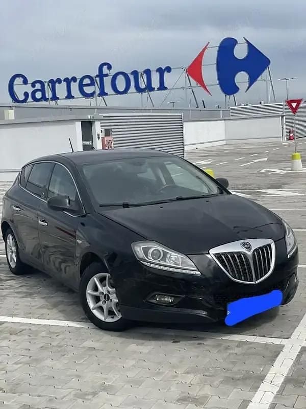 Negru Utilizat 2010 Lancia Delta Berlinǎ | 4.000 EUR - Imagine 1/4