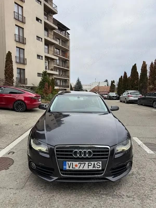 Second-hand Audi A4 143 CP (105 kW) 2012 Negru Break
