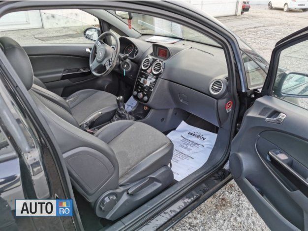 Second-hand Opel Corsa 90 CP (66 kW) 2008 Negru metalizat Berlinǎ