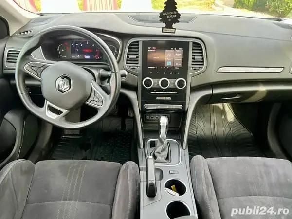 Utilizat 2021 Renault Mégane GrandTour Break | 9.900 EUR (Super Preț) - Imagine 1/4