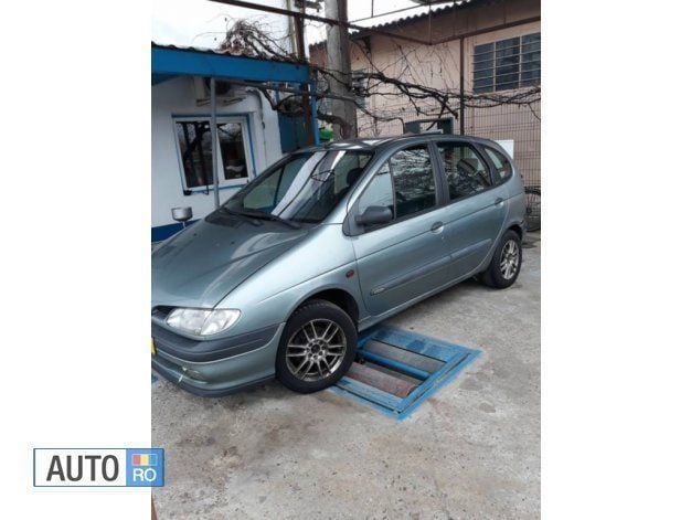 Gri Utilizat 1998 Renault Scénic Monovolum | 550 EUR - Imagine 1/4