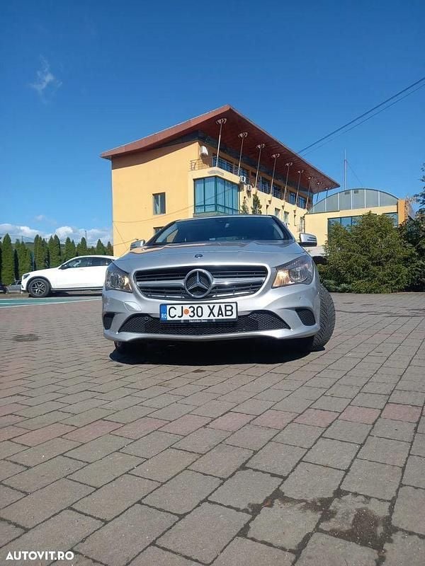 Gri Utilizat 2016 Mercedes CLA180 Berlinǎ | 13.200 EUR (Preț OK) - Imagine 1/4