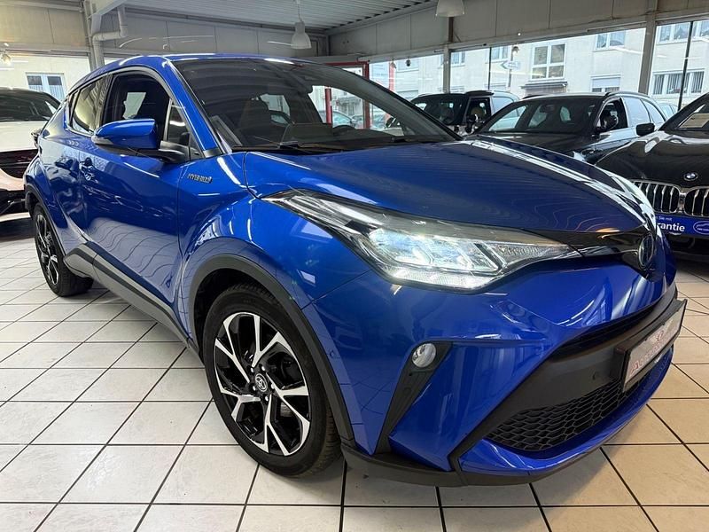 Utilizat 2022 Toyota C-HR Team SUV | 24.116 EUR (Preț OK) - Imagine 1/1