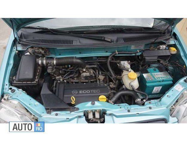 Second-hand Opel Agila 75 CP (55 kW) 2004 Albastru marin Hatchback