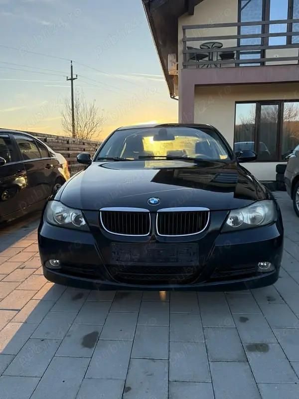 Second-hand BMW 320 163 CP (119 kW) 2007 Berlinǎ
