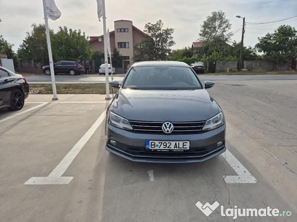 Gri Utilizat 2016 VW Jetta Allstar Berlinǎ | 9.499 EUR (Preț OK) - Imagine 1/4