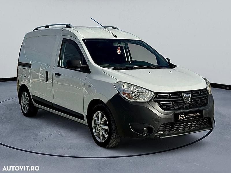 Culoarealb Utilizat 2021 Dacia Dokker Ambiance Monovolum | 10.450 EUR (Preț OK) - Imagine 1/4