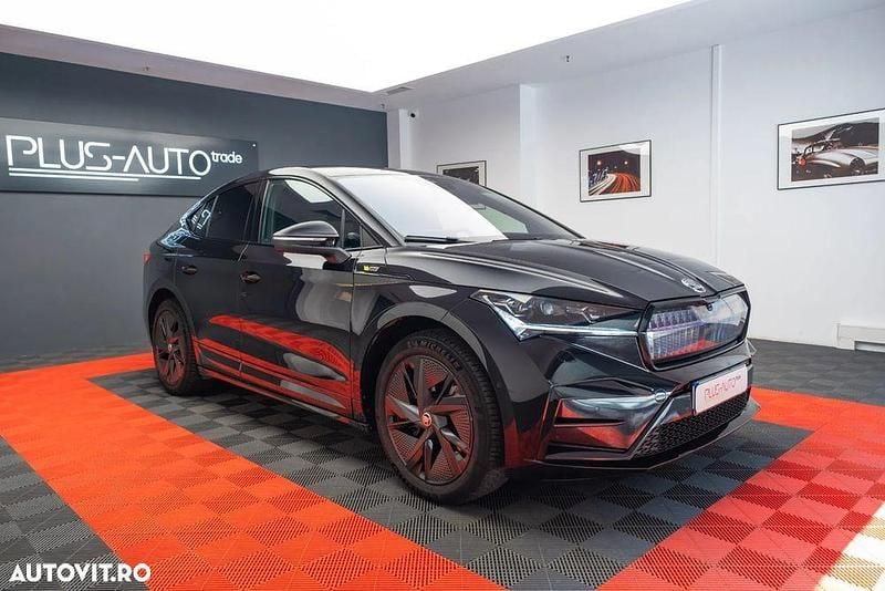 Culoarenegru Utilizat 2023 Skoda Enyaq iV RS SUV | 41.140 EUR - Imagine 1/4