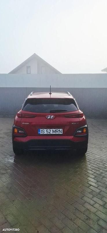 Second-hand Hyundai Kona Comfort 120 CP (88 kW) 2020 Culoarerosu SUV