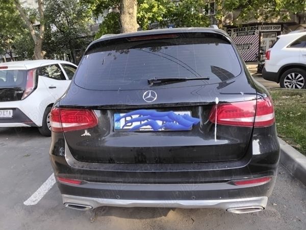 Negru Utilizat 2017 Mercedes GLC250 SUV | 30.000 EUR - Imagine 1/2
