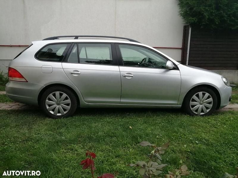 Culoareargint Utilizat 2011 VW Golf VI Comfortline Break | 2.900 EUR (Preț bun) - Imagine 1/4