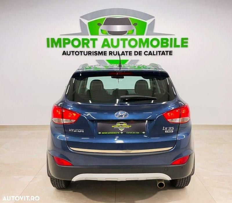 Second-hand Hyundai ix35 Comfort 116 CP (85 kW) 2011 Culoarealbastru SUV